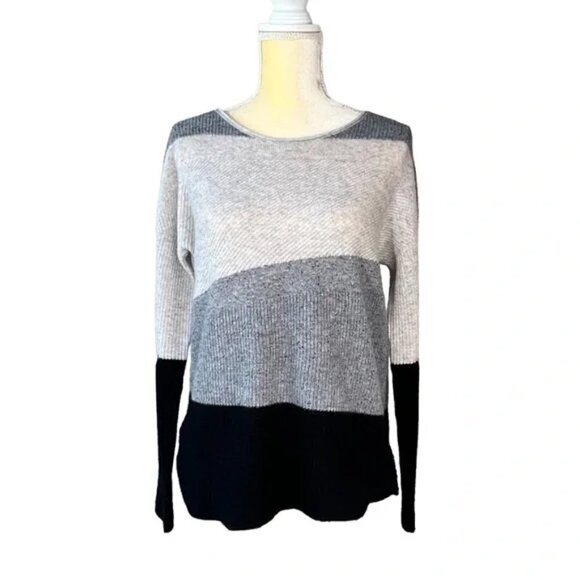 White + Warren Cashmere Sweater Women's Size XS Gray Black Colorblock Crew Neck - Picture 10 of 10